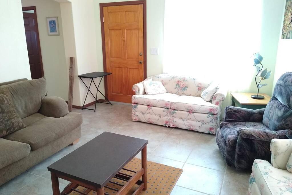 Photo of Livingroom in Punta Abreojos