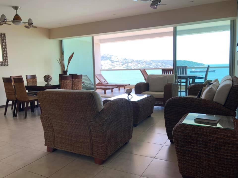 Photo of Livingroom in Costera Acapulco
