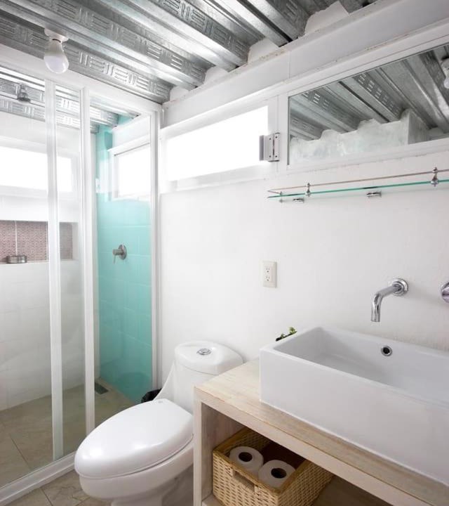 Photo of Bathroom in Downtown Mexico City