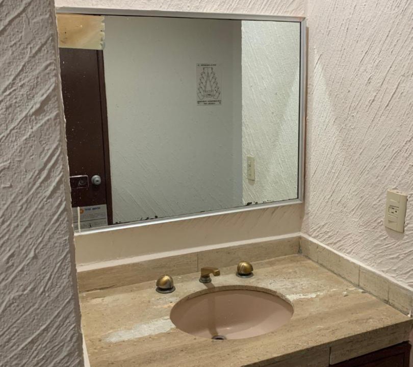 Photo of Bathroom in Costera Acapulco