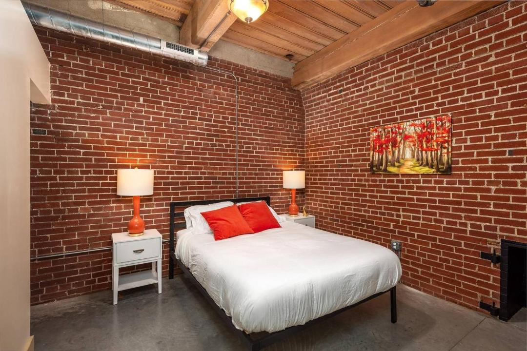 Photo of Bedroom in Downtown West