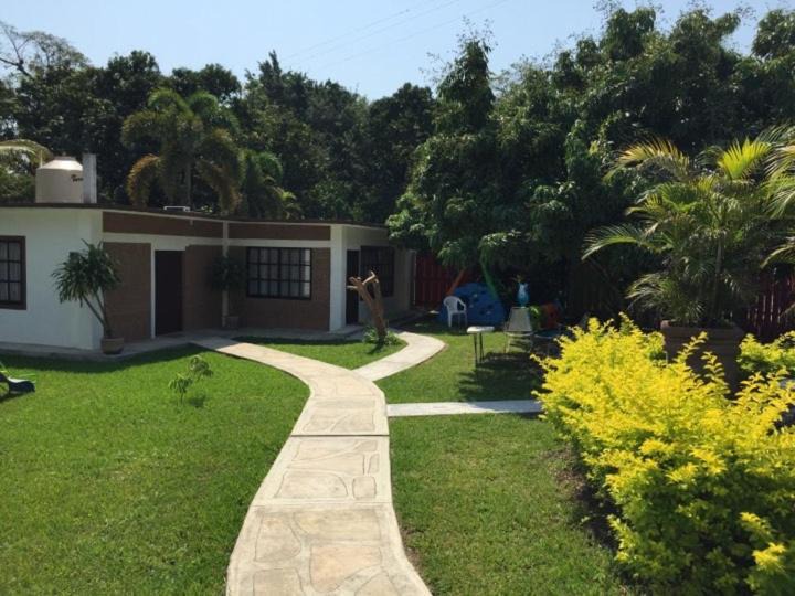 Photo of Others in Aquismon