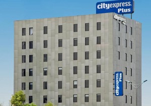 City Express La Raza