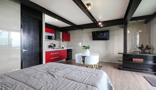 Deluxe Loft, 1 Queen Bed