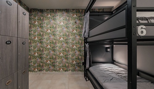 Basic Shared Dormitory, Men only (Only men)