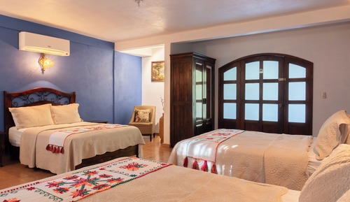 Family Quadruple Room, Pool View (Helechos 1)