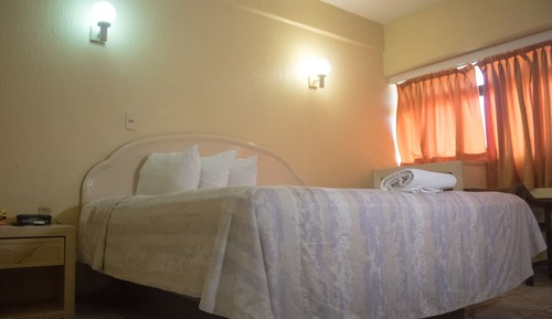 Economy Single Room, 1 King Bed