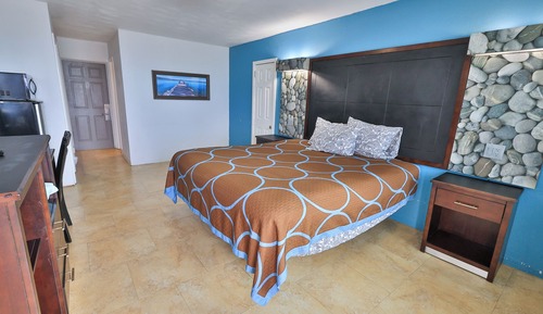Room, 1 King Bed, Oceanfront