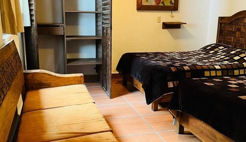 Basic Apartment, Balcony