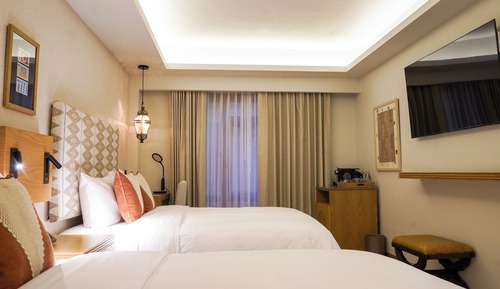 Deluxe Room, Courtyard View