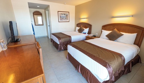 Economy Room, 2 Queen Beds, Non Smoking