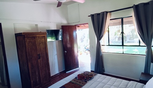 Basic Room, Garden View