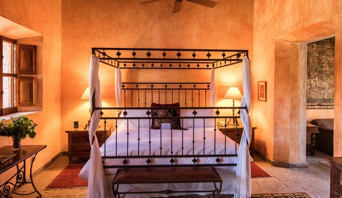 Luxury Suite, 1 King Bed (Estate)