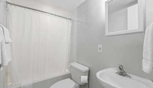 One-Bedroom Suite