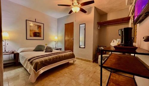 Deluxe Queen Room