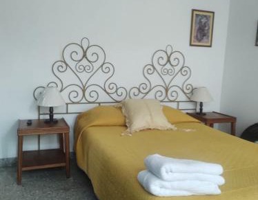 Double Room with Shared Bathroom