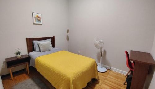 Standard Single Room with Shared Bathroom