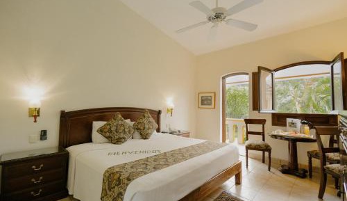 King Room with Balcony