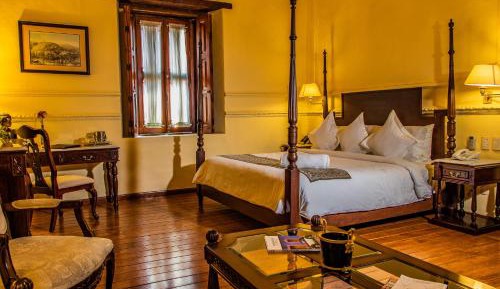 Deluxe Suite