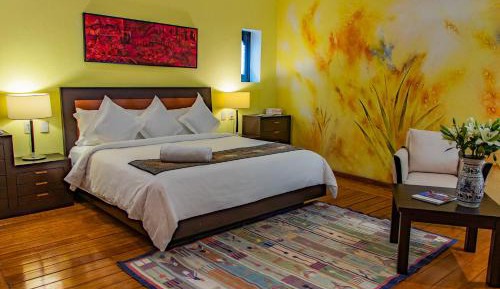 Deluxe Suite