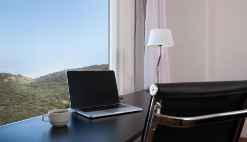 Room with a View, 1 King