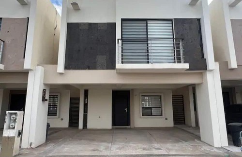 Juarez Municipality House | Casa Jade..