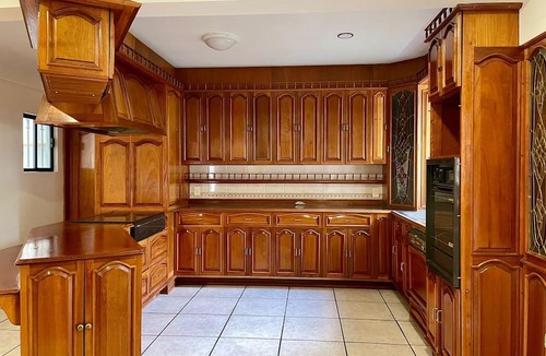Oaxaca House | HOUSE LOS PINOS! IDEAL FOR FAMILIES, IN AN EXCLUSIVE AND SAFE AREA OF THE CITY.