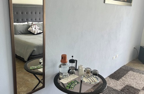 La Paz House | Casa Termales
