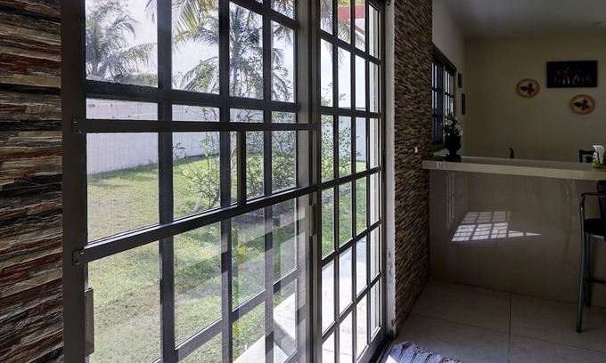 Ursulo Galvan House | Casa MG